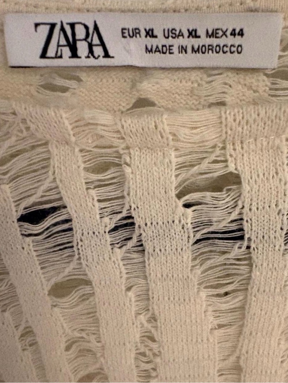 Zara Beige Distressed Ribbed Crew Sweater - Picture 3 of 3